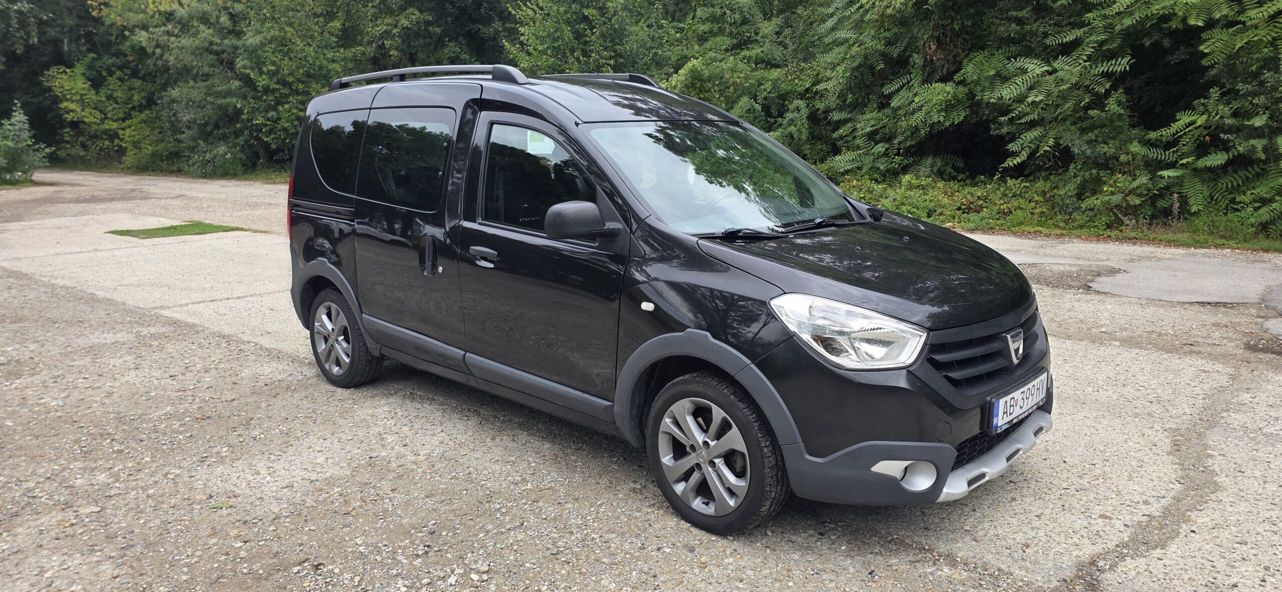 
								Dacia Dokker full									