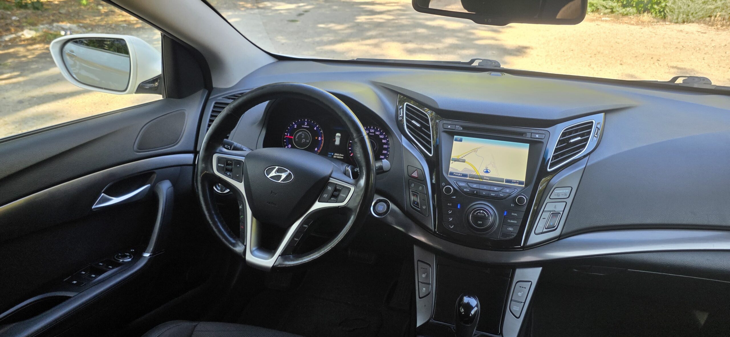 
								Hyundai i40 full									