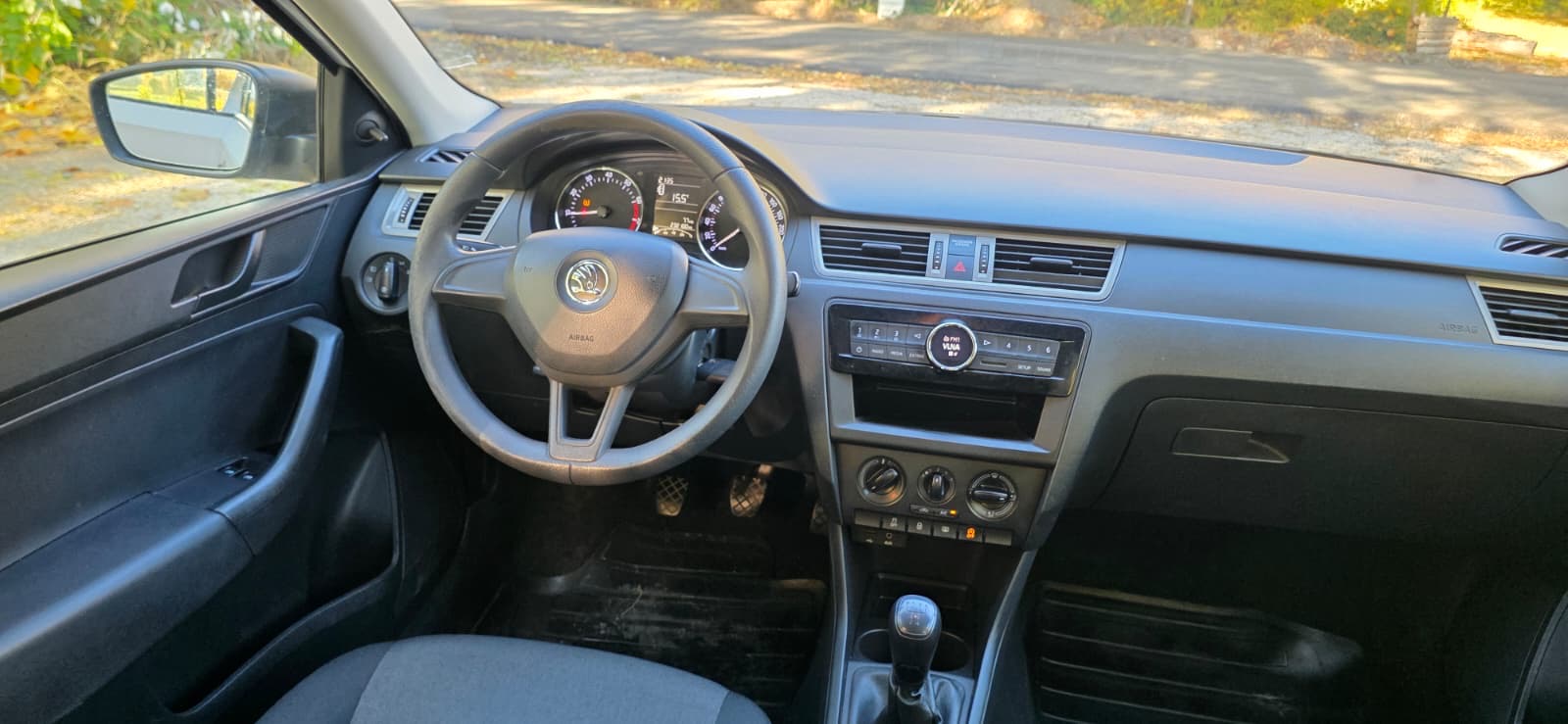 
								Škoda Rapid full									