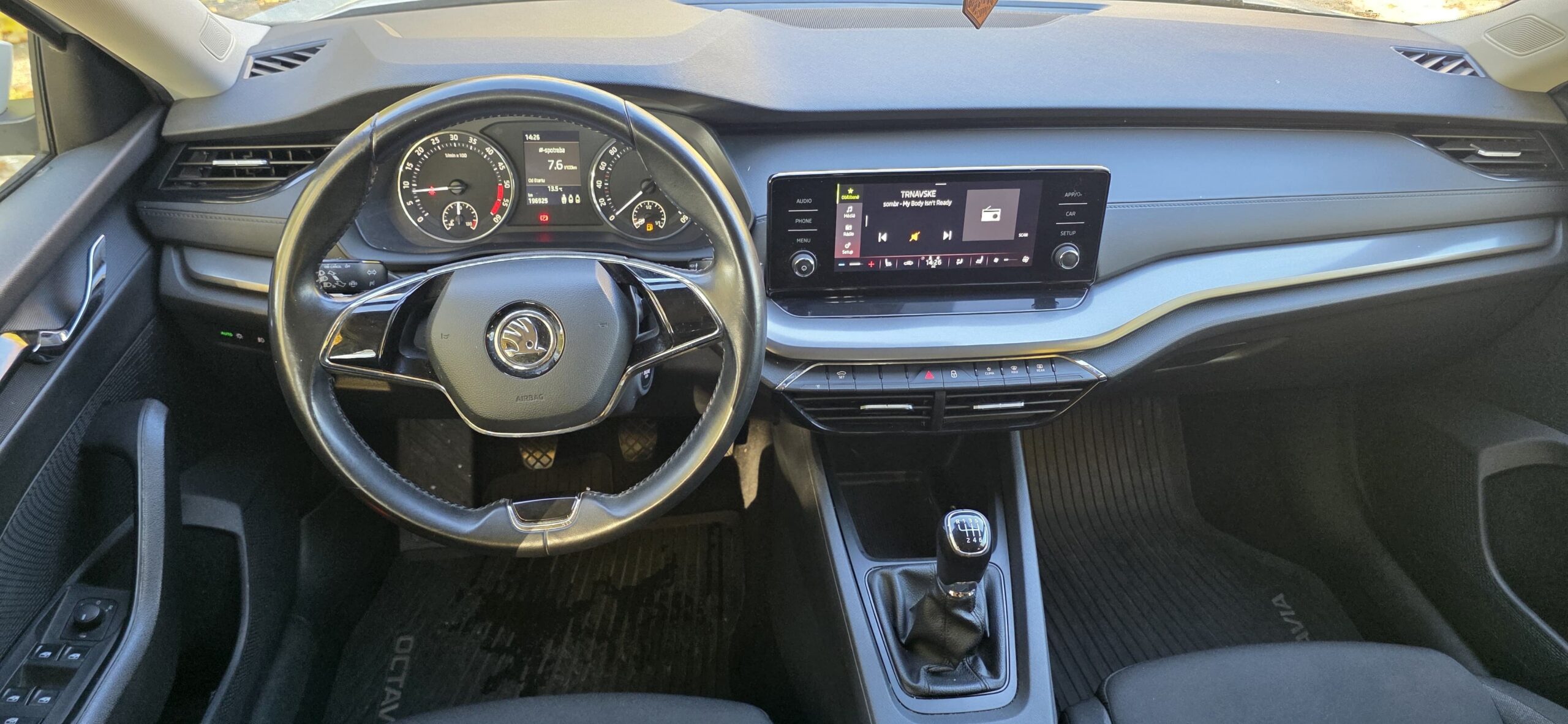 
								Škoda Octavia full									