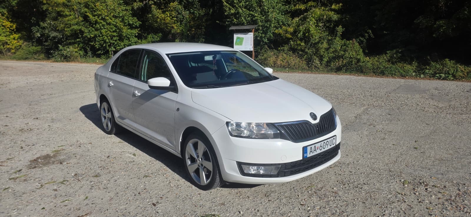 
								Škoda Rapid 1,4TSI Automat full									