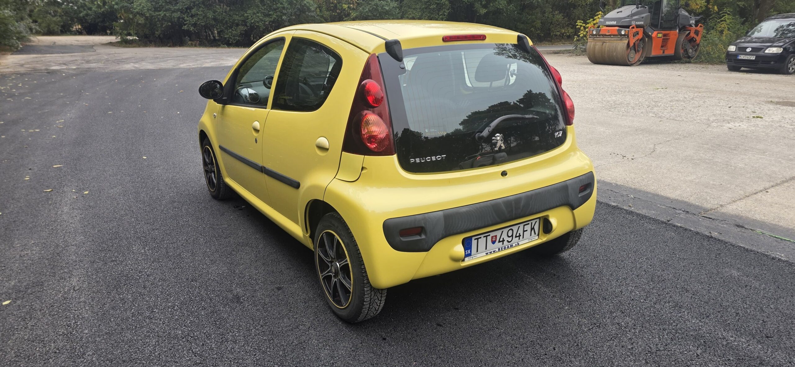 
								Peugeot 107 full									