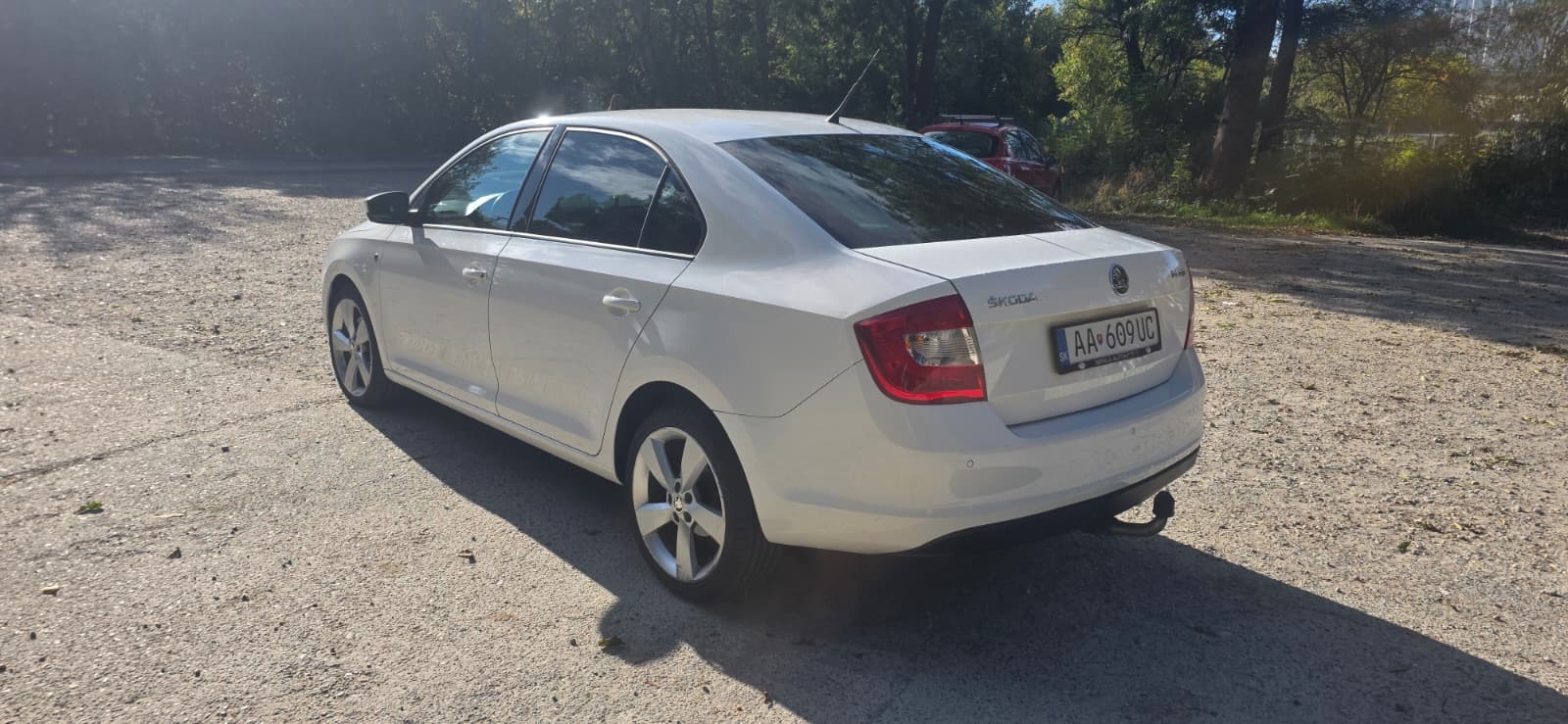 
								Škoda Rapid 1,4TSI Automat full									
