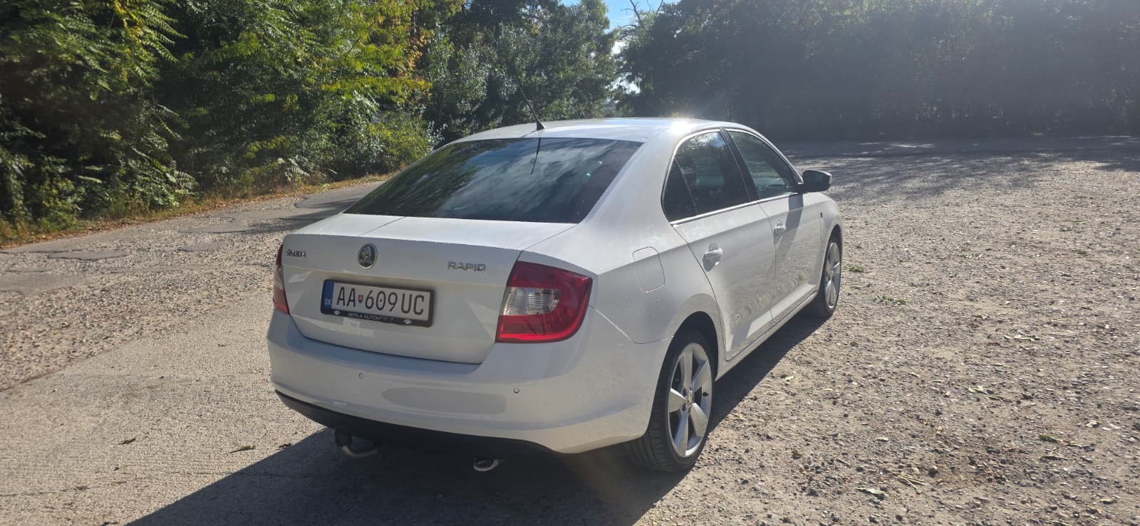 
								Škoda Rapid 1,4TSI Automat full									