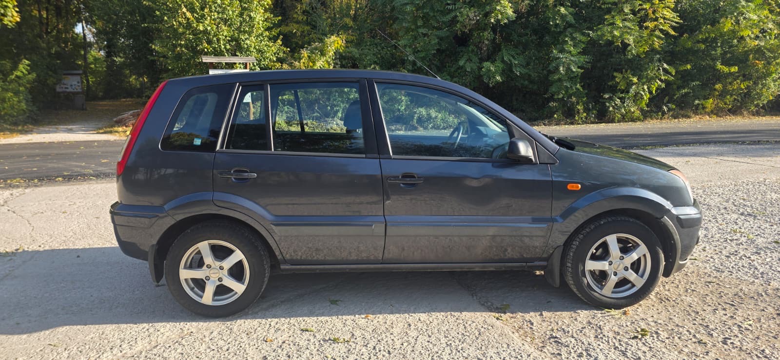 
								Ford Fusion full									