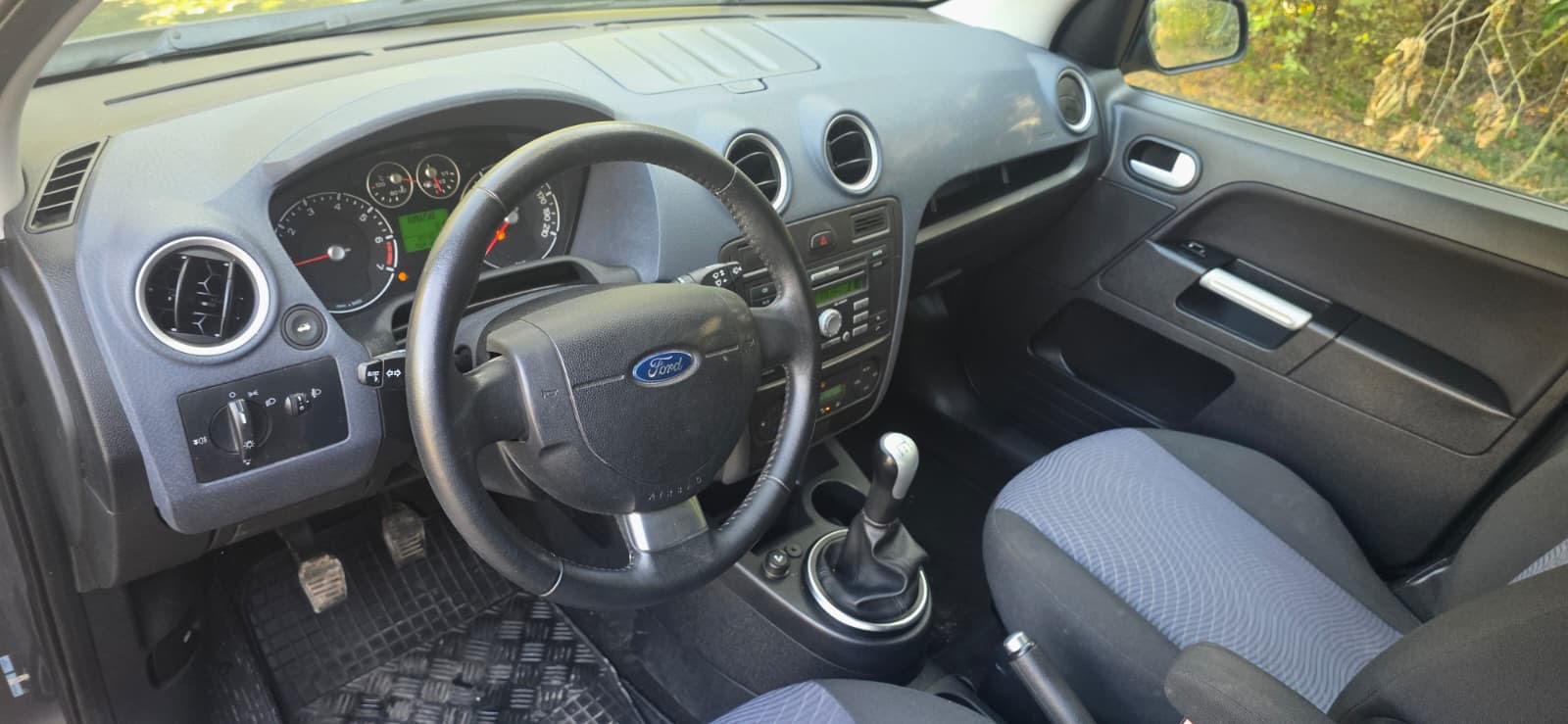 
								Ford Fusion full									