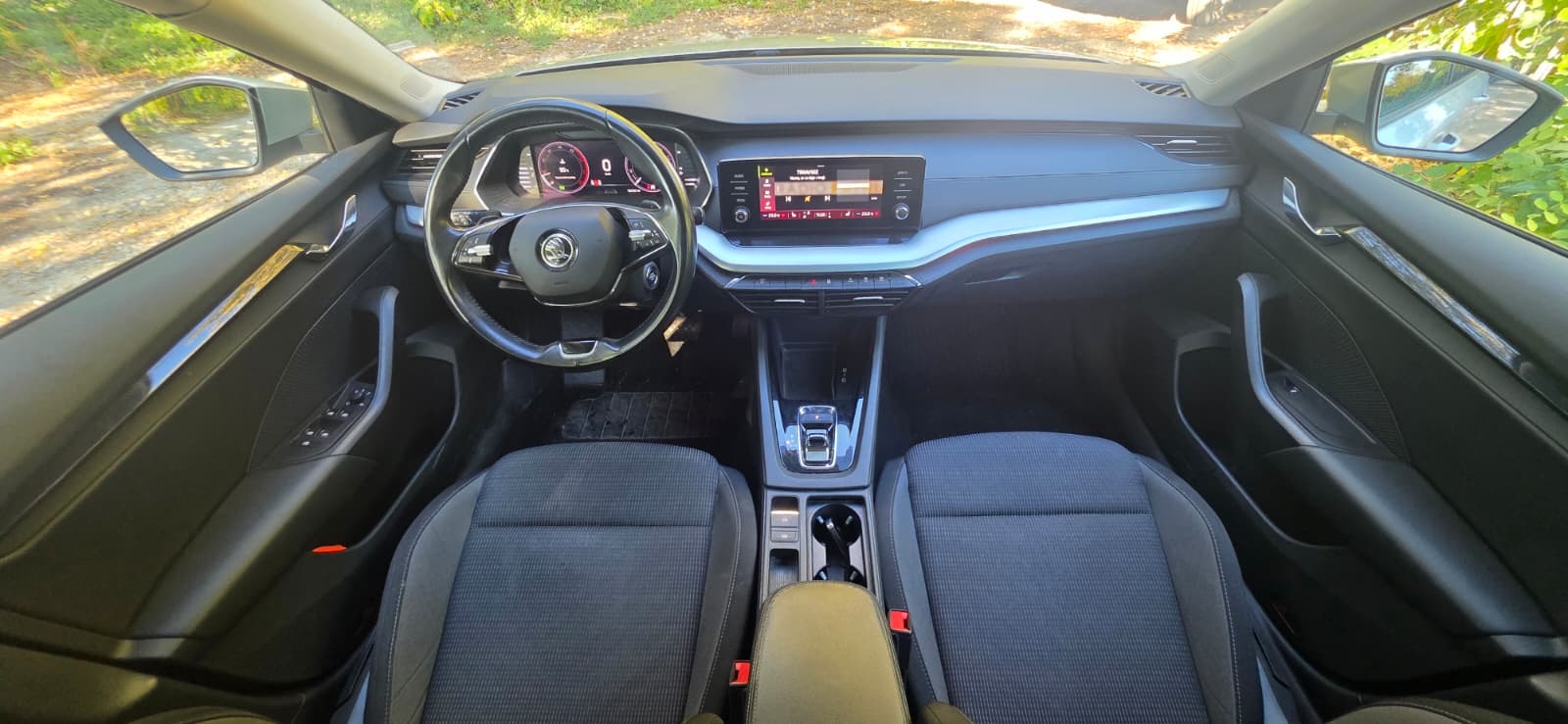 
								Škoda Octavia 2,0TDI full									