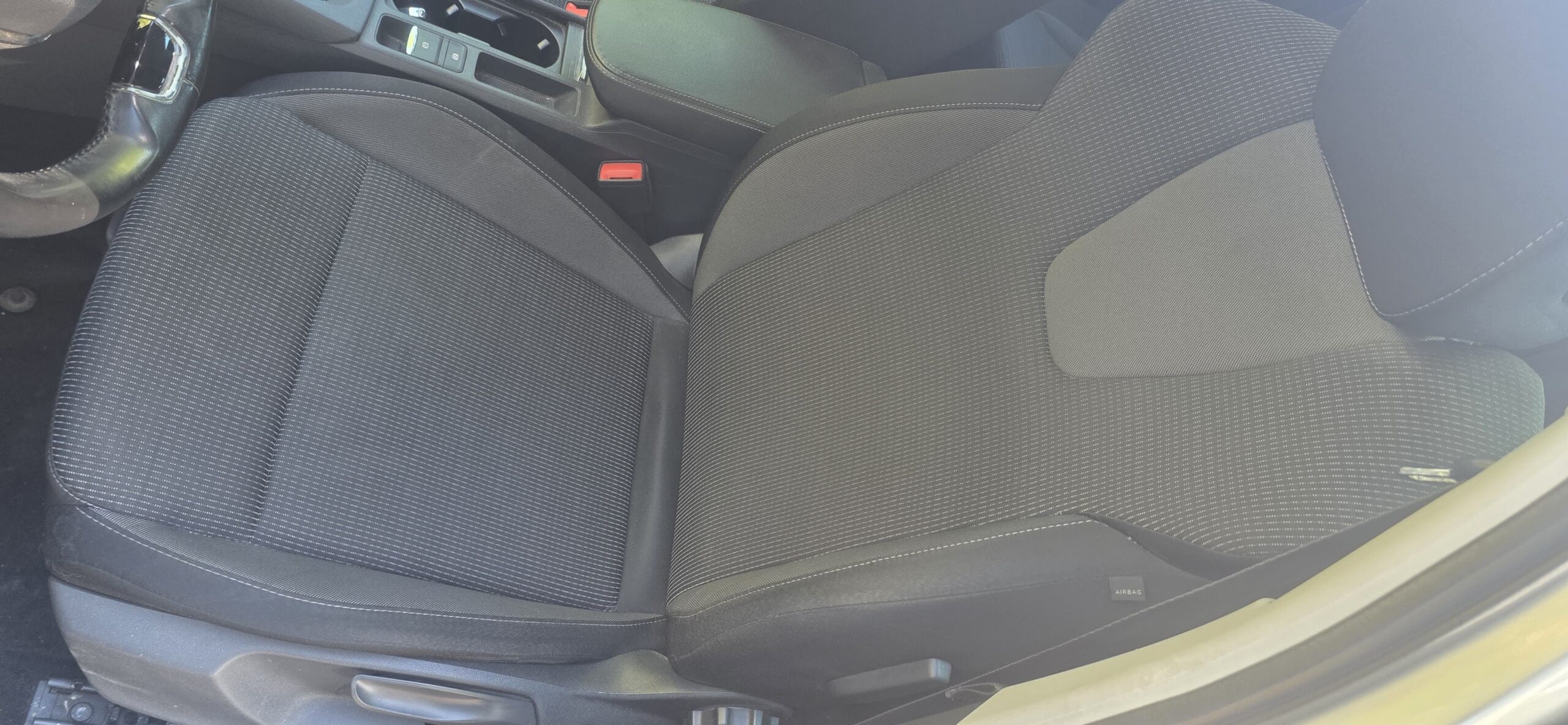 
								Škoda Octavia 2,0TDI full									