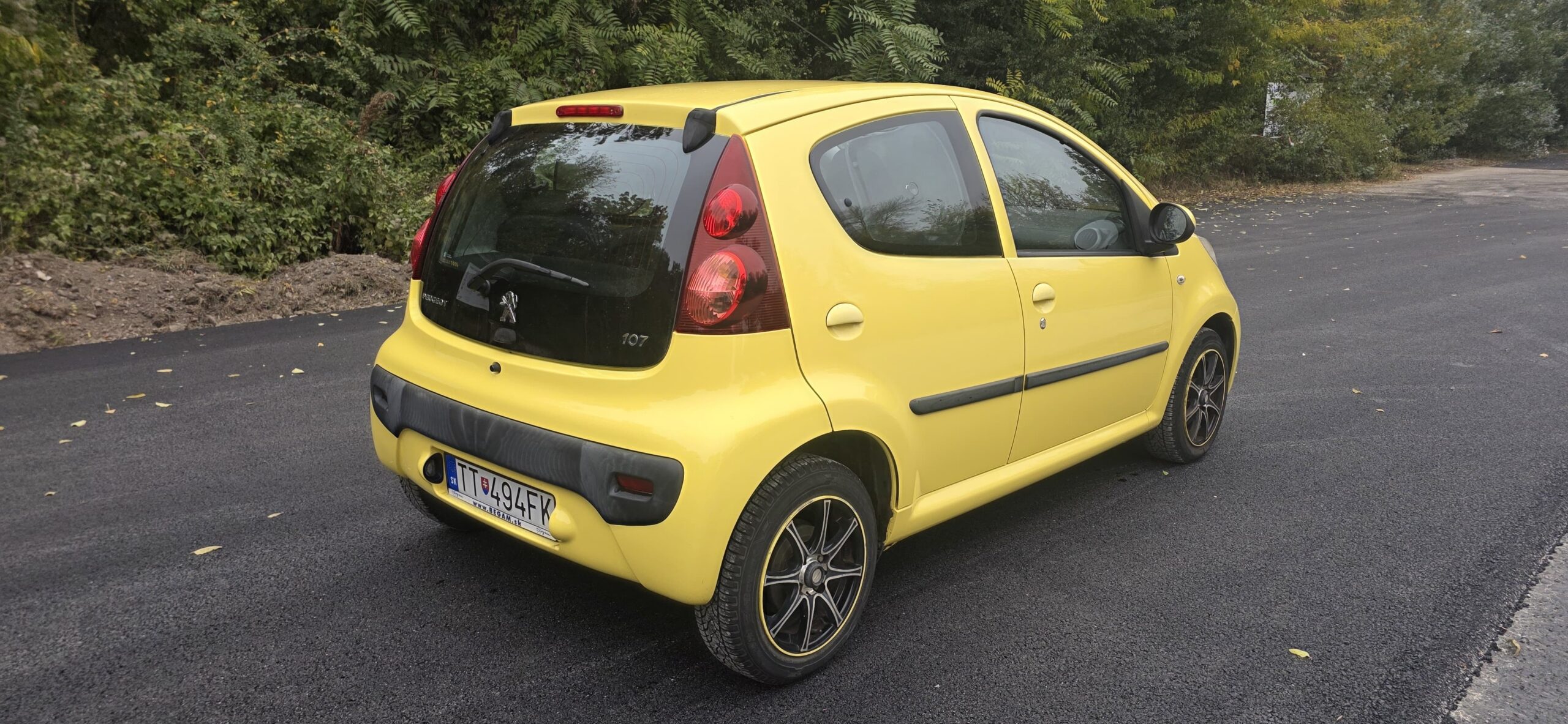 
								Peugeot 107 full									