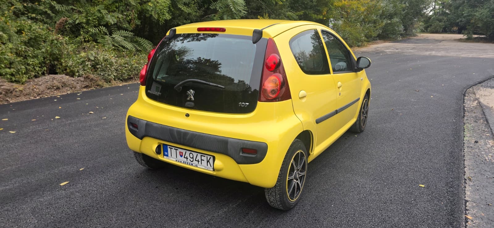 
								Peugeot 107 full									