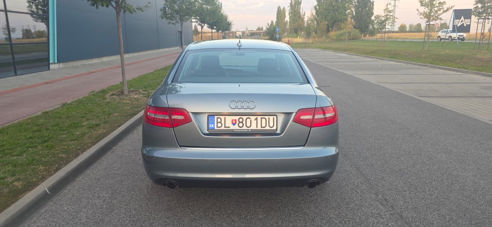
								Audi A6 2,0TDI full									
