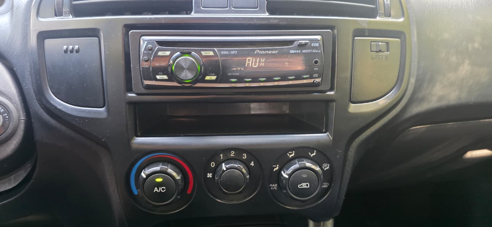 
								Hyundai  Matrix full									